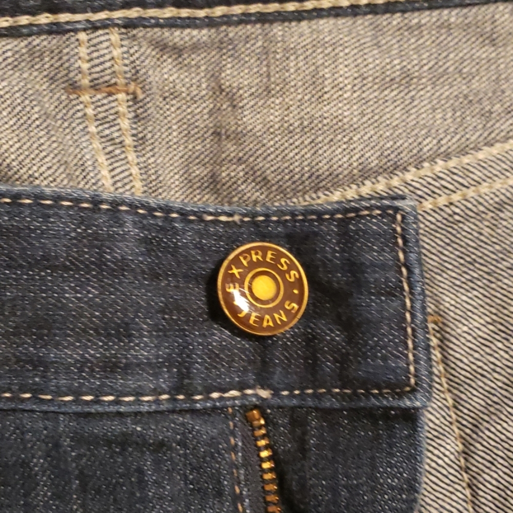 Jeans - Picture 2 of 3